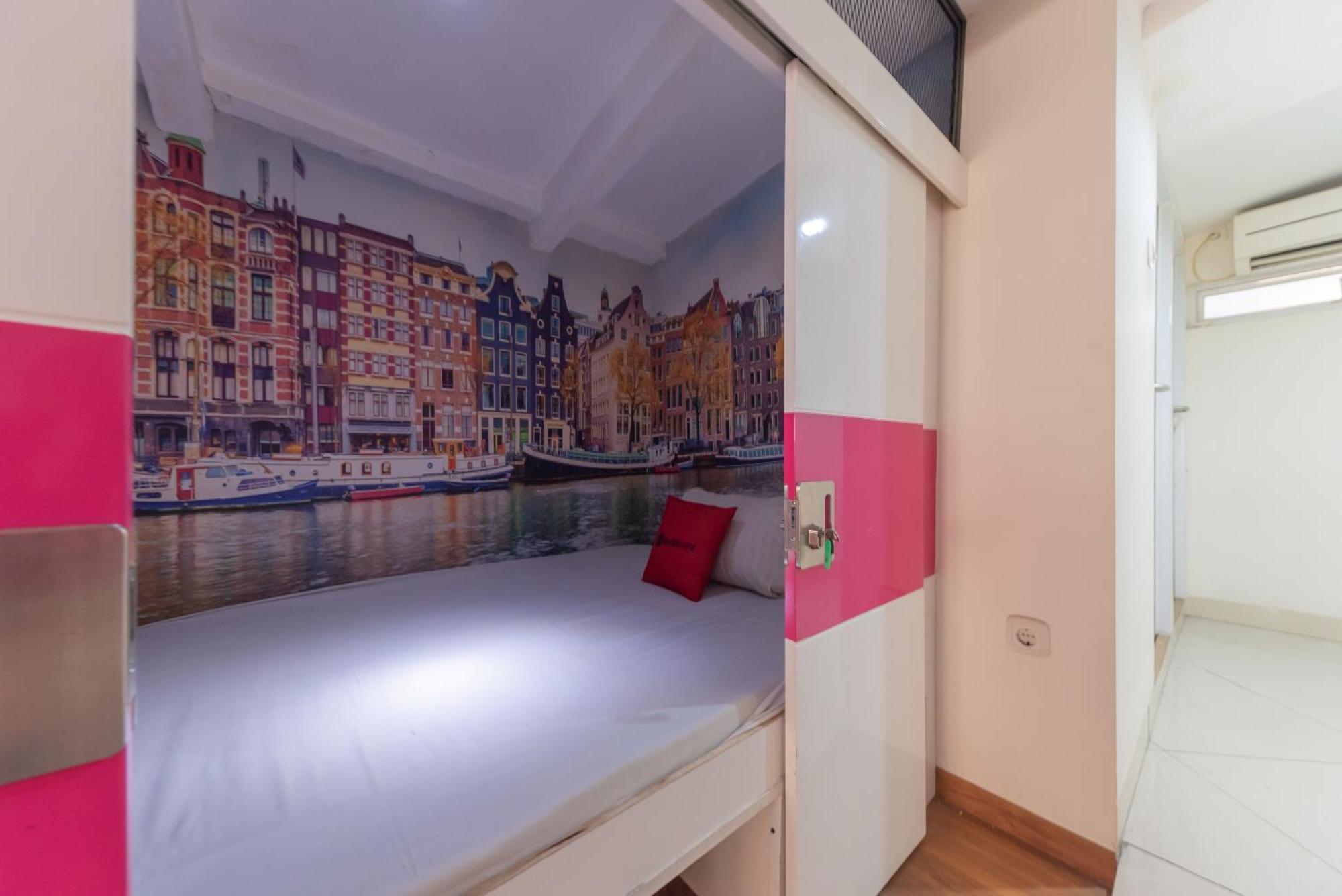 Reddoorz Hostel At Kiara Cozy Kircon บันดุง ภายนอก รูปภาพ